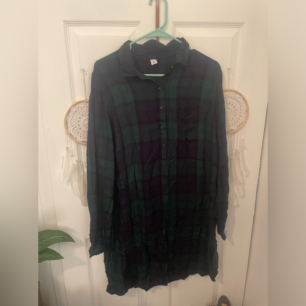 OLD NAVY GREEN AND NAVY PLAID TSHIRT DRESS